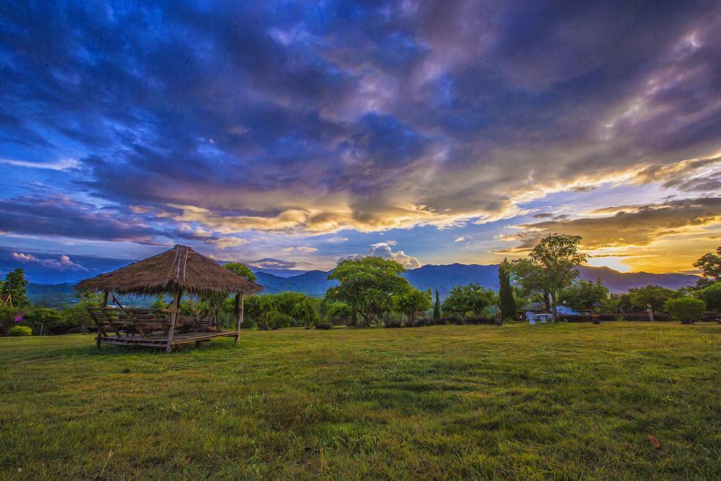 Romantic Time Mountain Resort Pai Exteriör bild