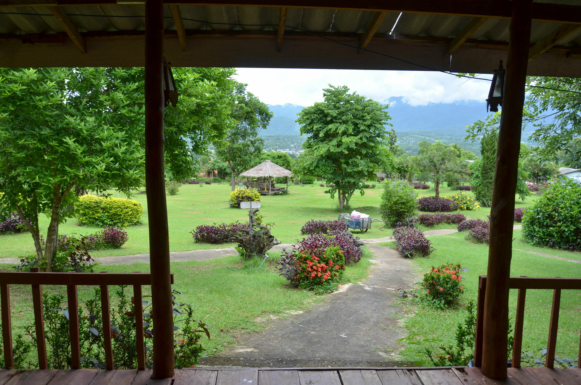 Romantic Time Mountain Resort Pai Exteriör bild